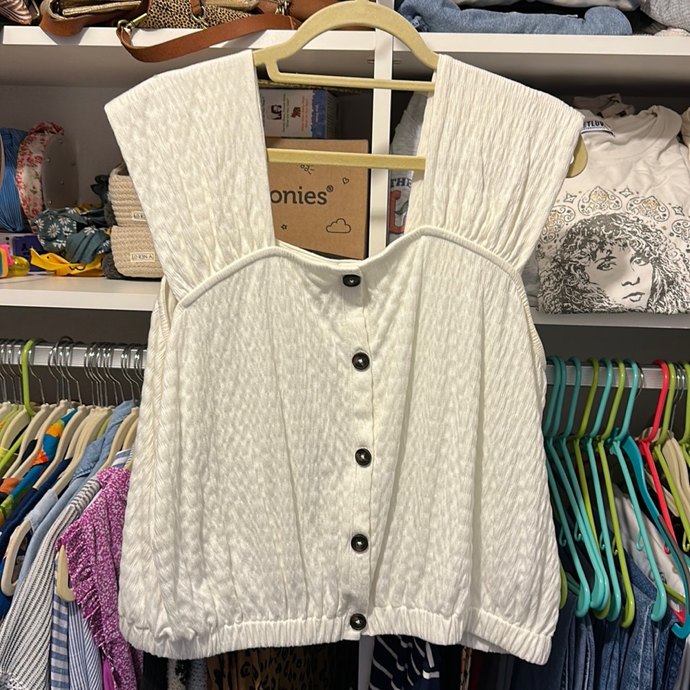 Madewell white tank with buttons - size XL. Worn once!
